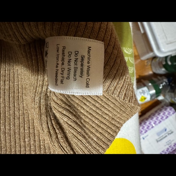 Coldwater Creek Turtleneck - Picture 2 of 5